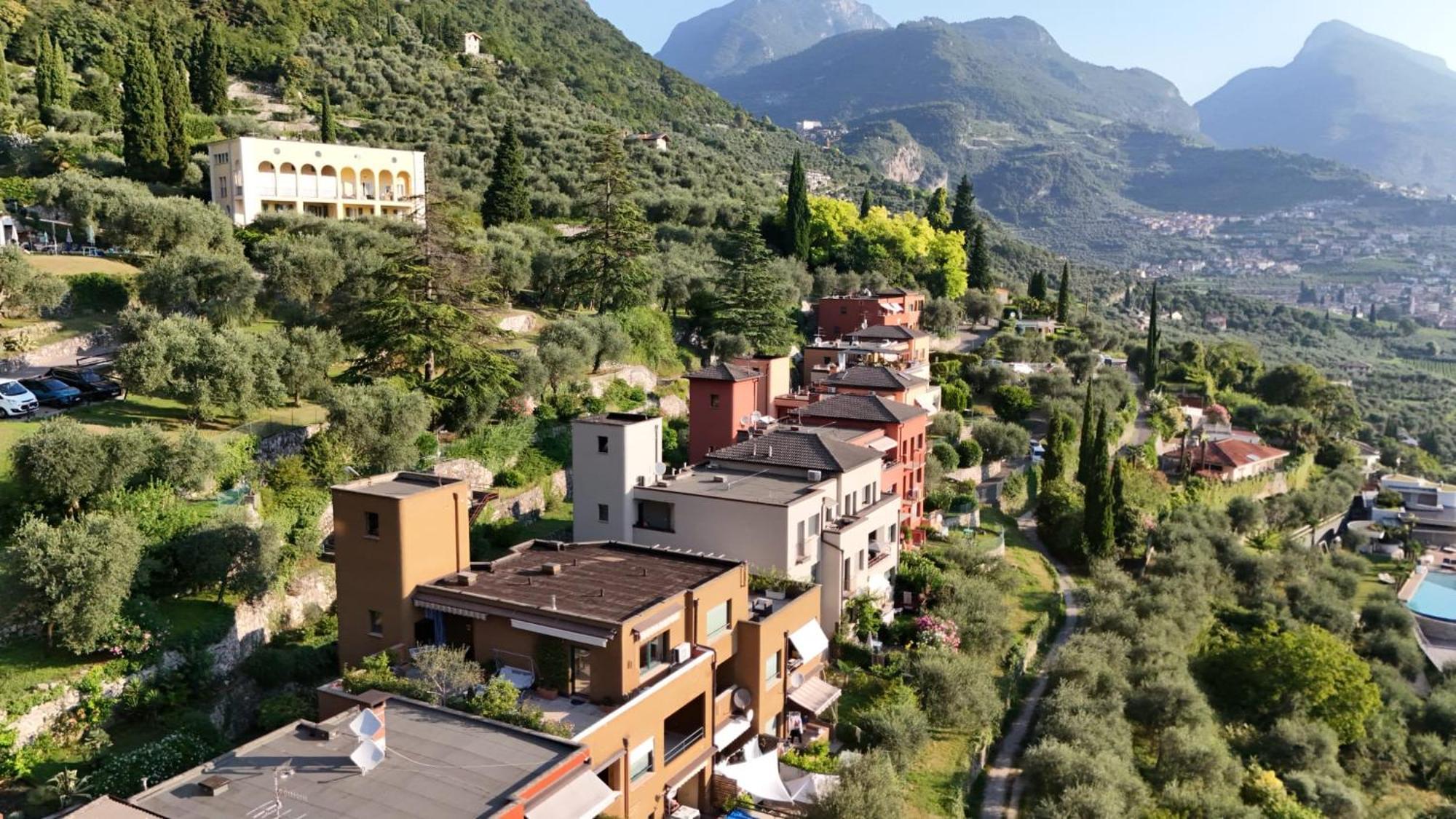 Casa Sara With Swimming Pool Apartment Riva del Garda Exterior foto