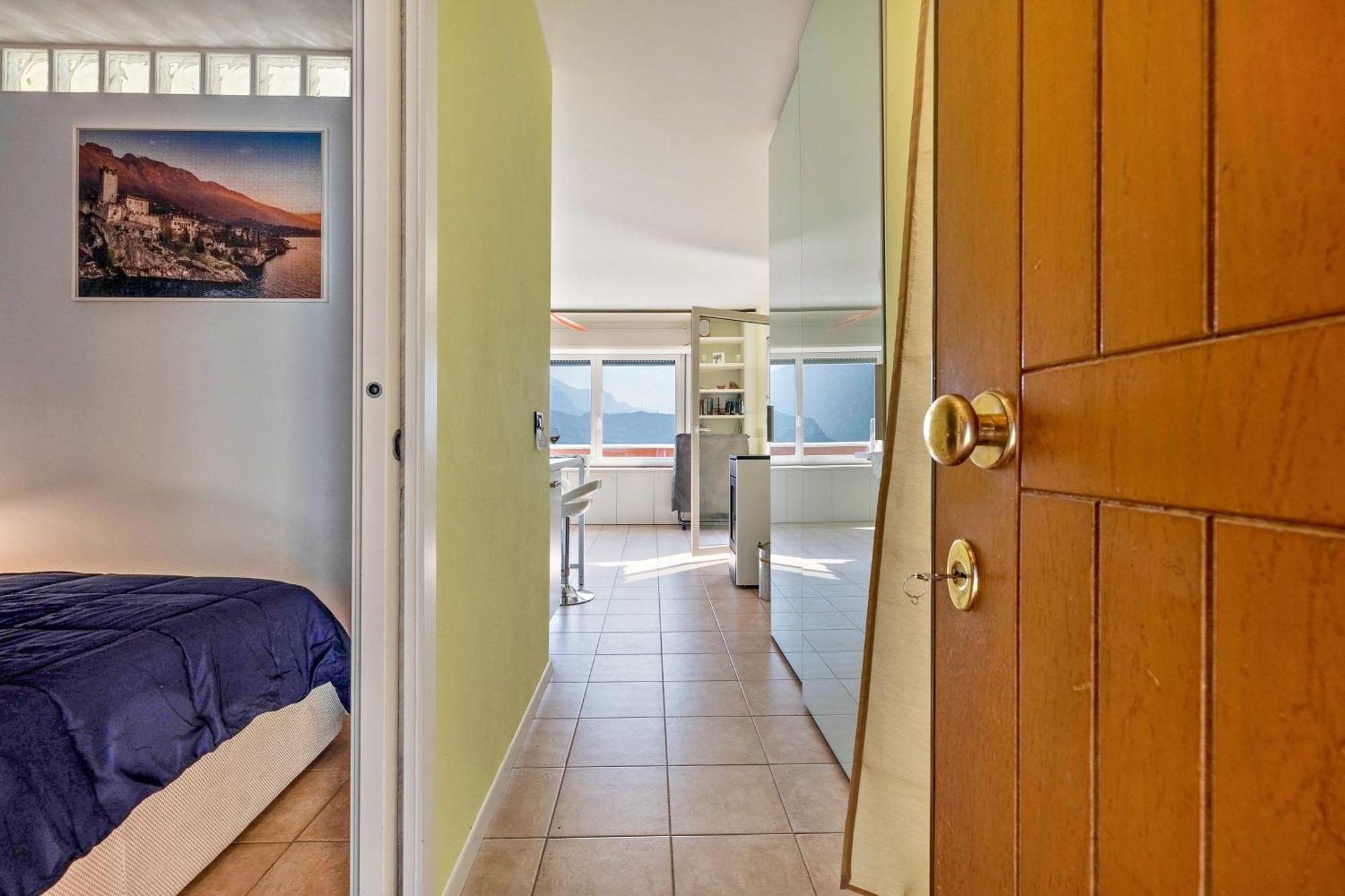 Casa Sara With Swimming Pool Apartment Riva del Garda Exterior foto